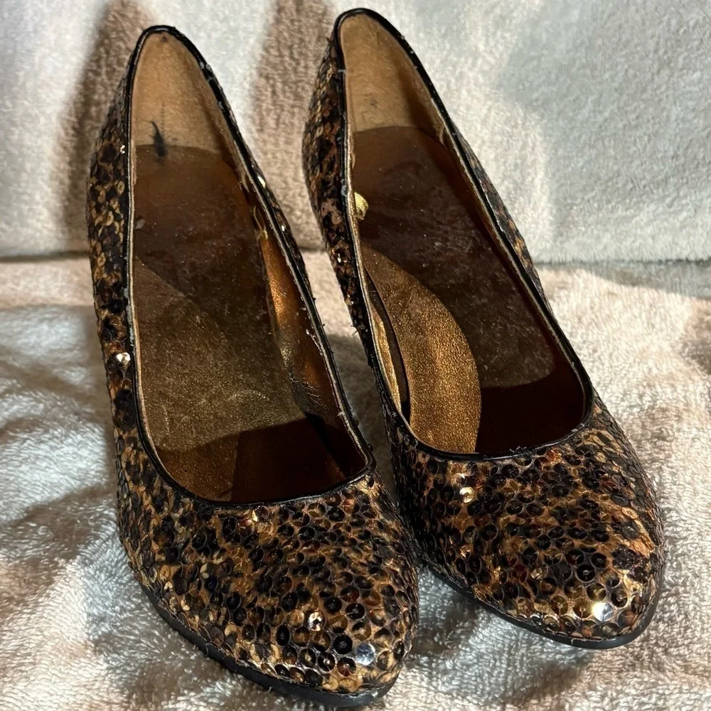 Chic Brown and Black Wedge Heels with Sequined Glamour